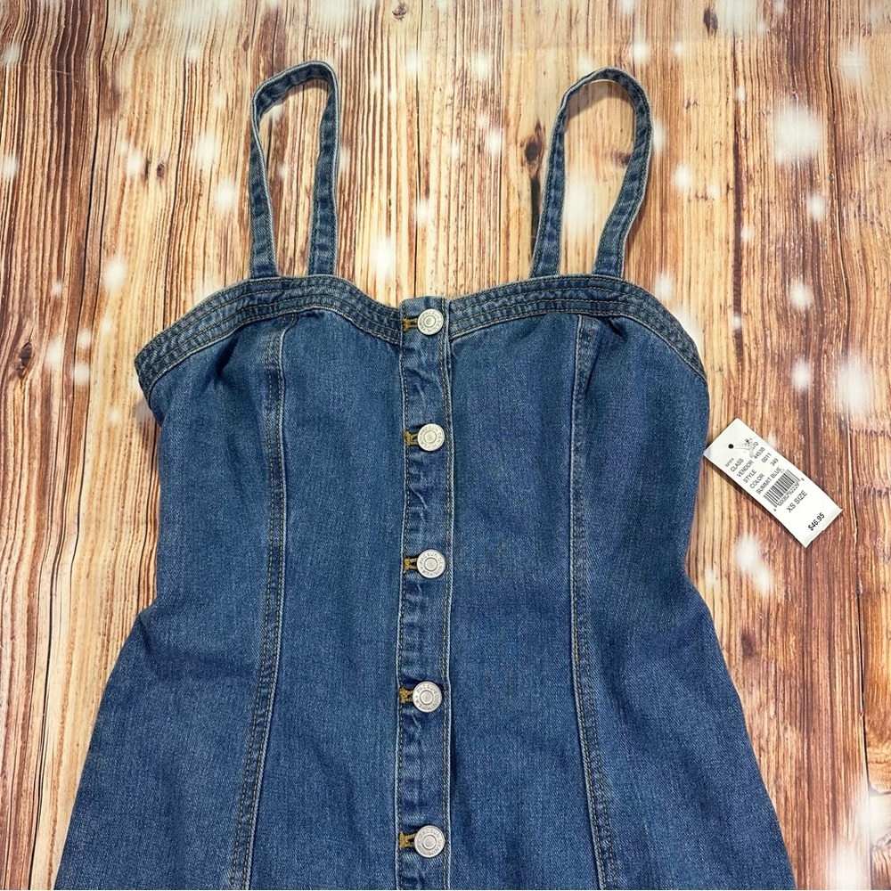 NWT Pacsun Blue Denim Button-Down Dress
Size XS - Picture 6 of 13